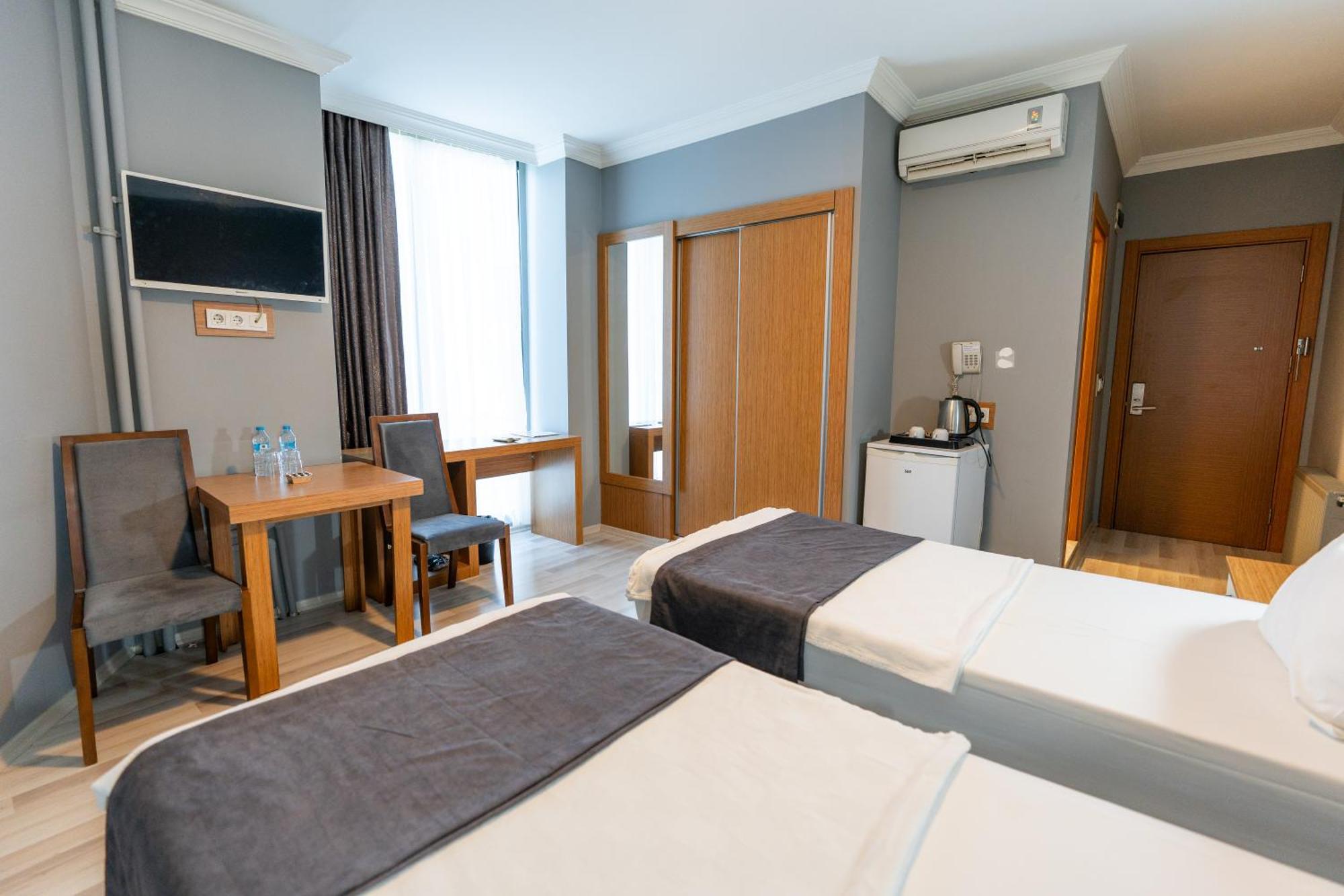 Emsa Palace Hotel Darica  ภายนอก รูปภาพ