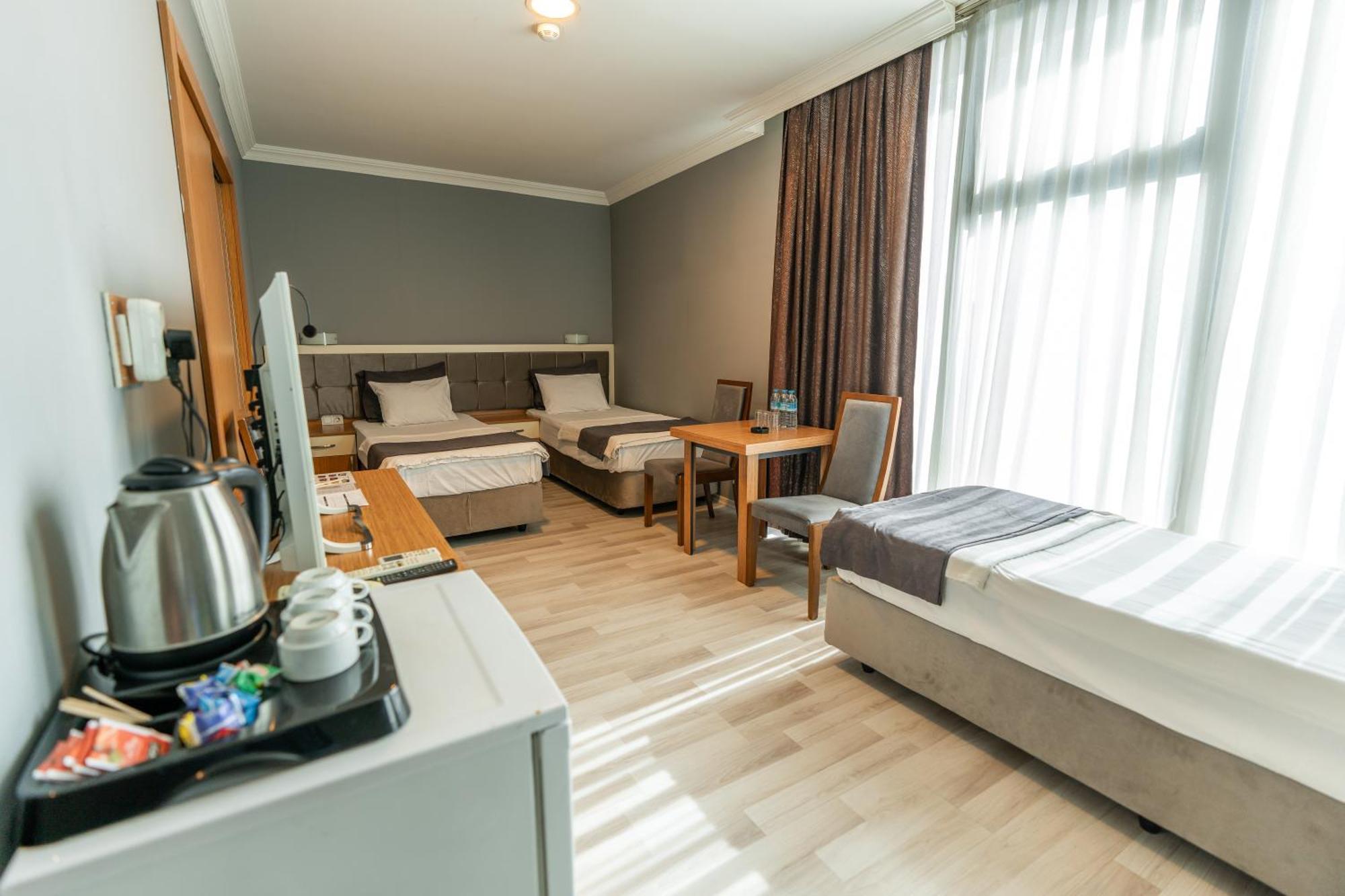 Emsa Palace Hotel Darica  ภายนอก รูปภาพ
